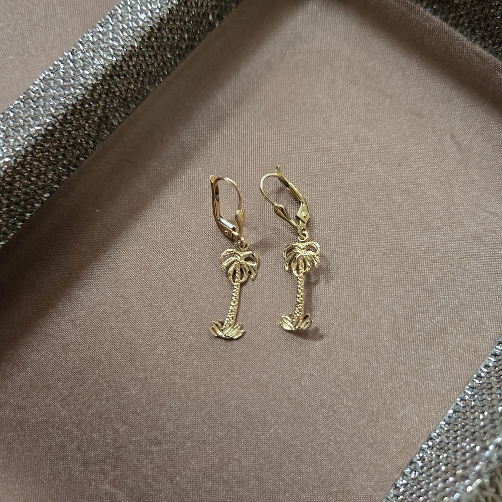 Vintage 14k Gold Palm Tree Earrings